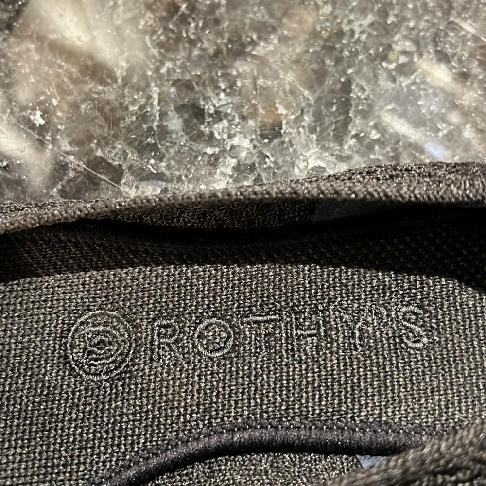 Rothy’s 6.5 Solid Black Flat with Honeycomb or waffle weave design - Picture 9 of 11